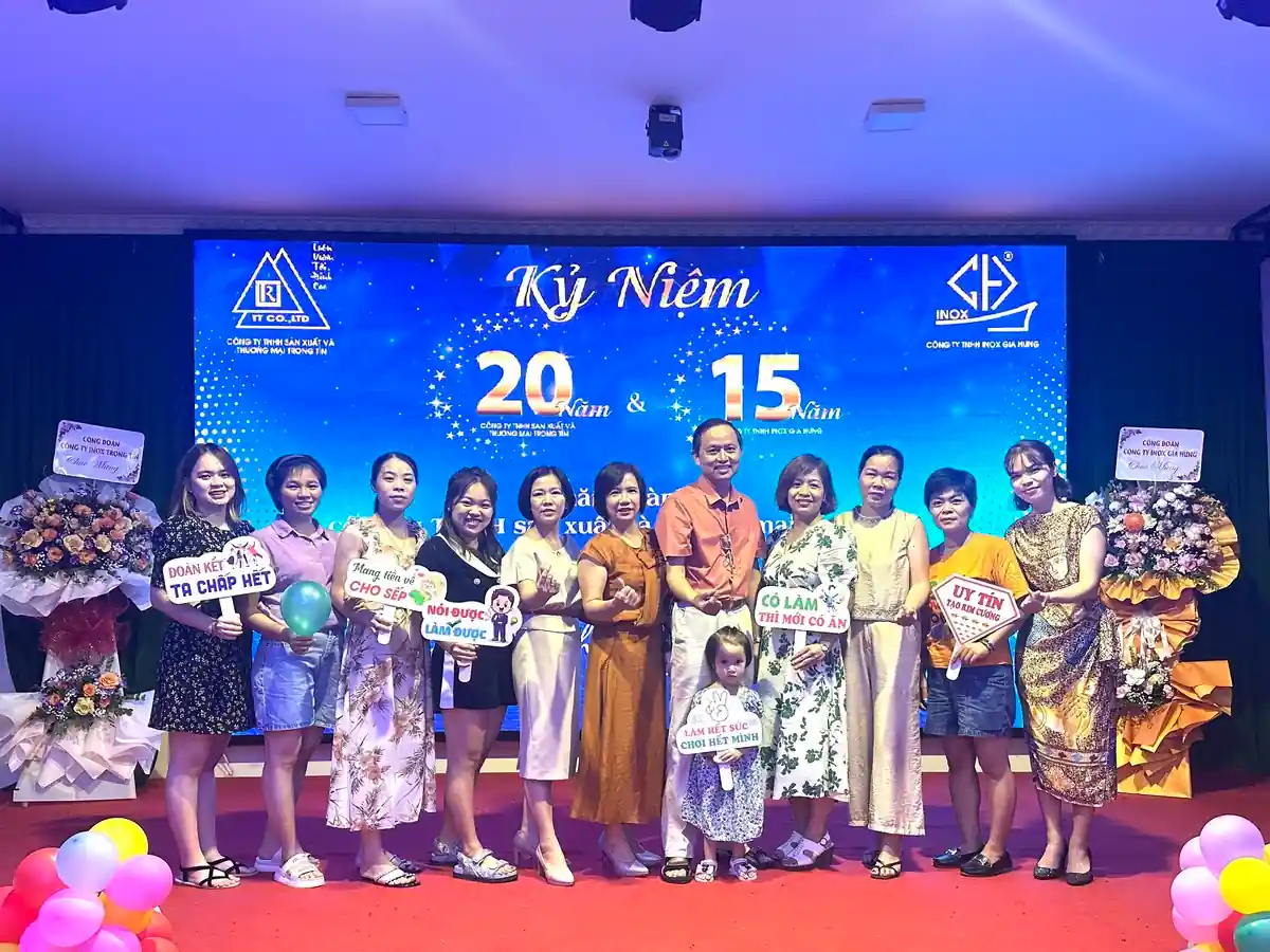 kỷ niệm thành lập công ty Inox Gia Hưng