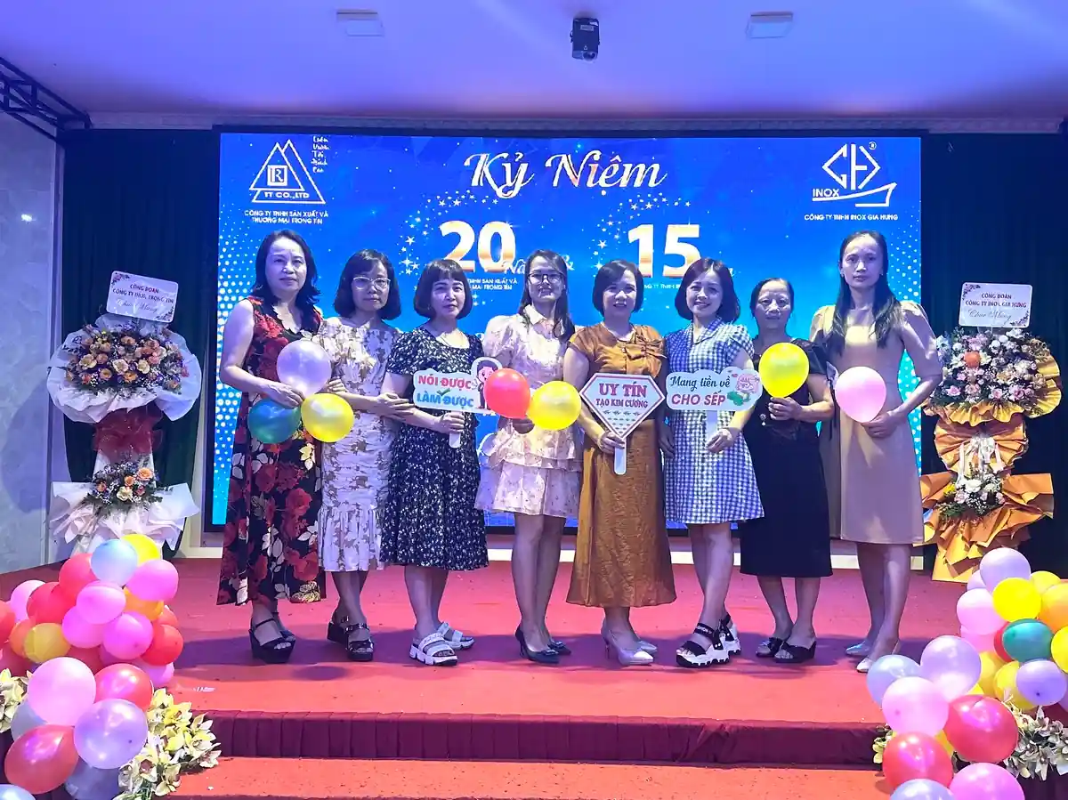 kỷ niệm thành lập công ty Inox Gia Hưng