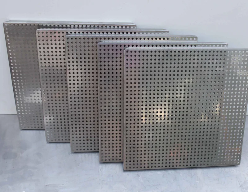 mua tấm inox 304 đục lỗ tròn ở đâu