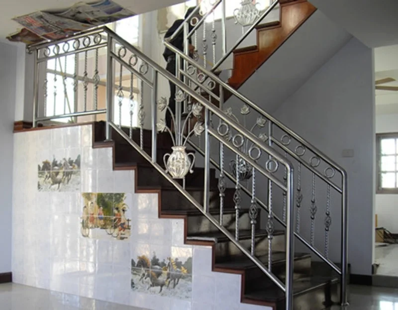 cầu thang inox