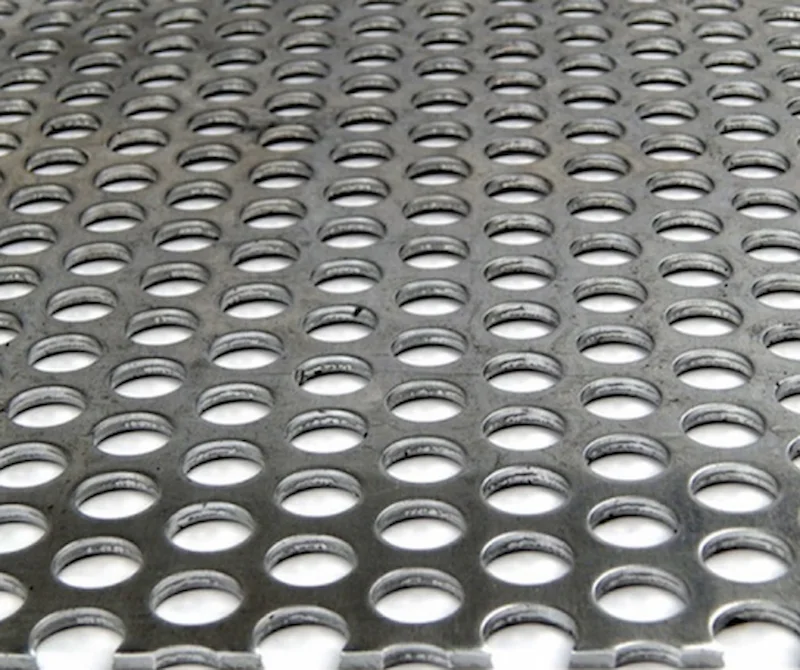 tấm inox đuc lỗ